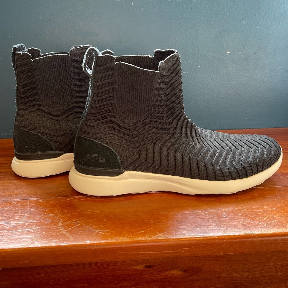 Athletic Propulsion Labs knit Chelsea sneaker - Picture 4 of 5